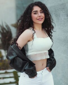 MONICA – Encanto natural